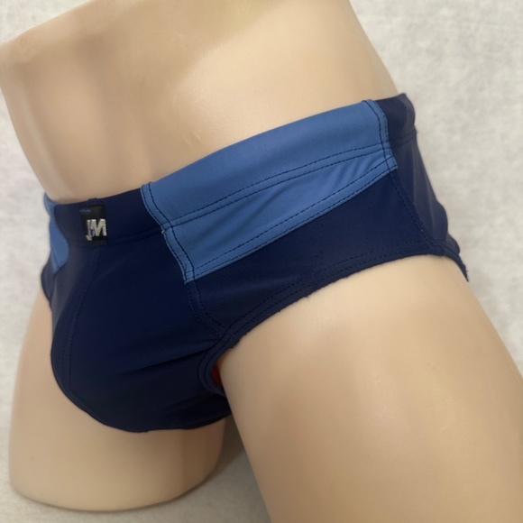 JM Pouch Swim Briefs Small 30-36" waist Gently worn 80% nylon / 20% spandex - Picture 2 of 5